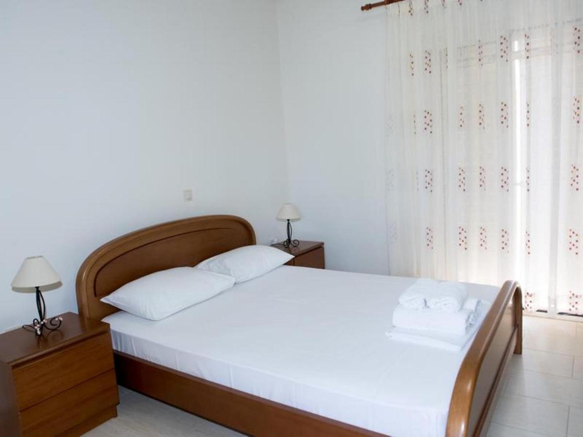 Manoleas Villas - Apartment 2 Stoúpa Dış mekan fotoğraf